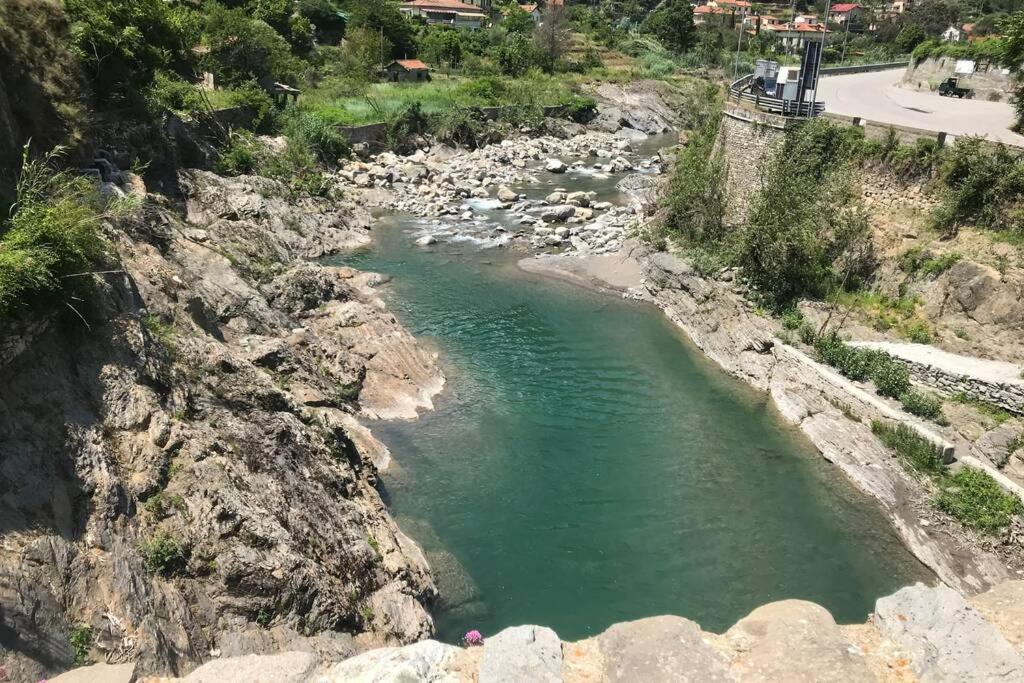 Alloggio U Sportegu Da E Monti A Giaia Vila Badalucco Exterior foto