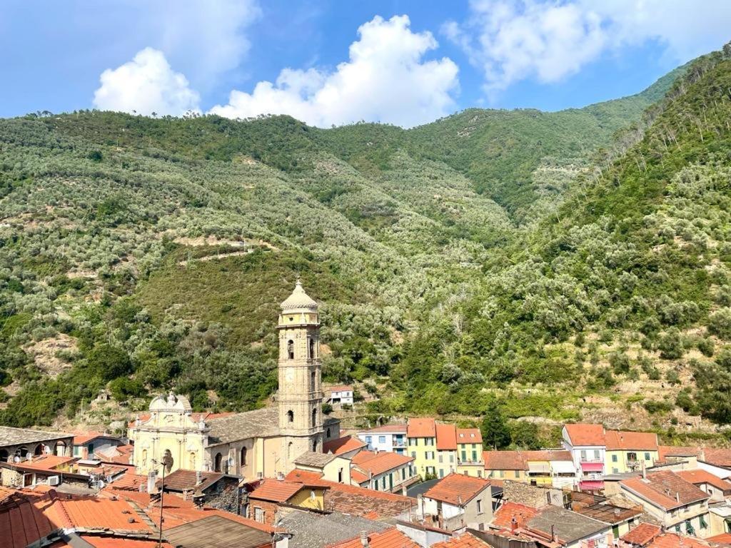 Alloggio U Sportegu Da E Monti A Giaia Vila Badalucco Exterior foto