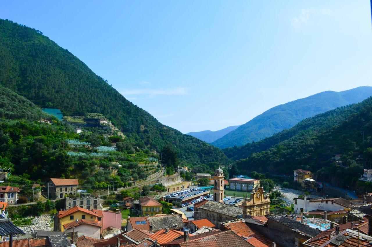 Alloggio U Sportegu Da E Monti A Giaia Vila Badalucco Exterior foto