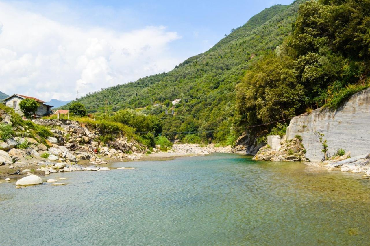 Alloggio U Sportegu Da E Monti A Giaia Vila Badalucco Exterior foto