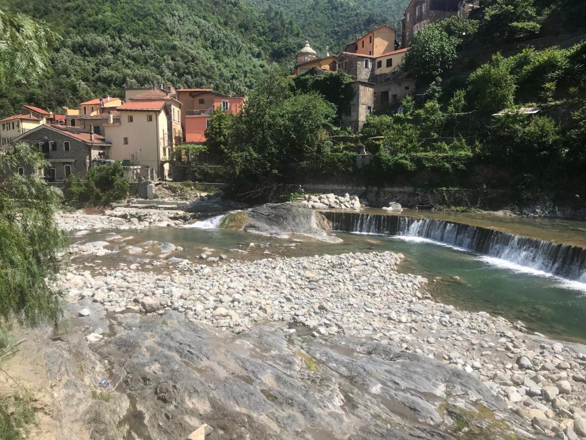 Alloggio U Sportegu Da E Monti A Giaia Vila Badalucco Exterior foto